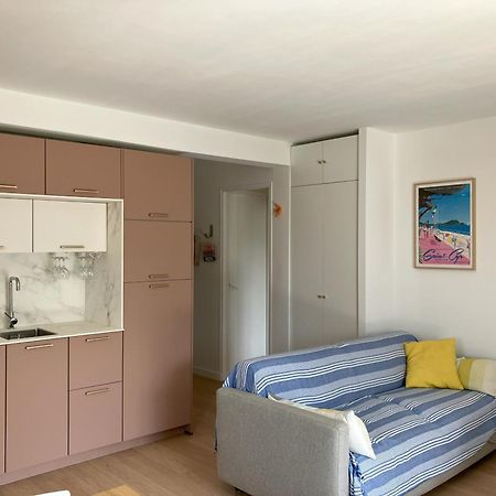 Relax&co - parking gratuit - wifi - terasse - mer Saint-Cyr-sur-Mer Esterno foto