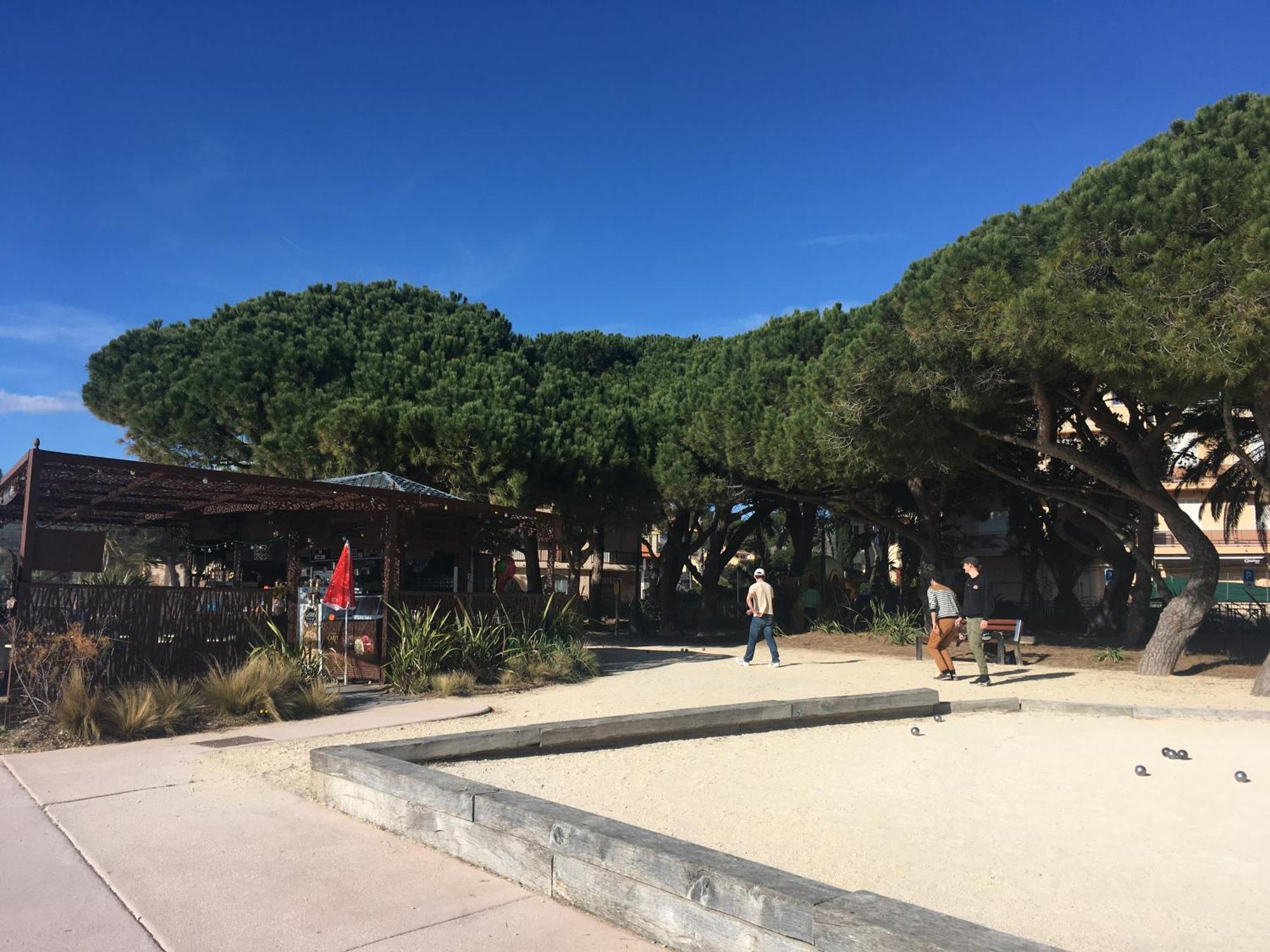 Relax&co - parking gratuit - wifi - terasse - mer Saint-Cyr-sur-Mer Esterno foto
