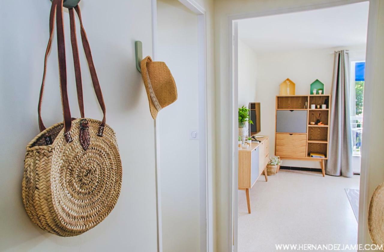 Relax&co - parking gratuit - wifi - terasse - mer Saint-Cyr-sur-Mer Esterno foto